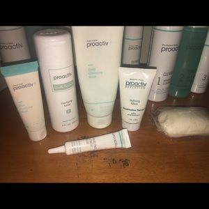 Proactive facial cleansers